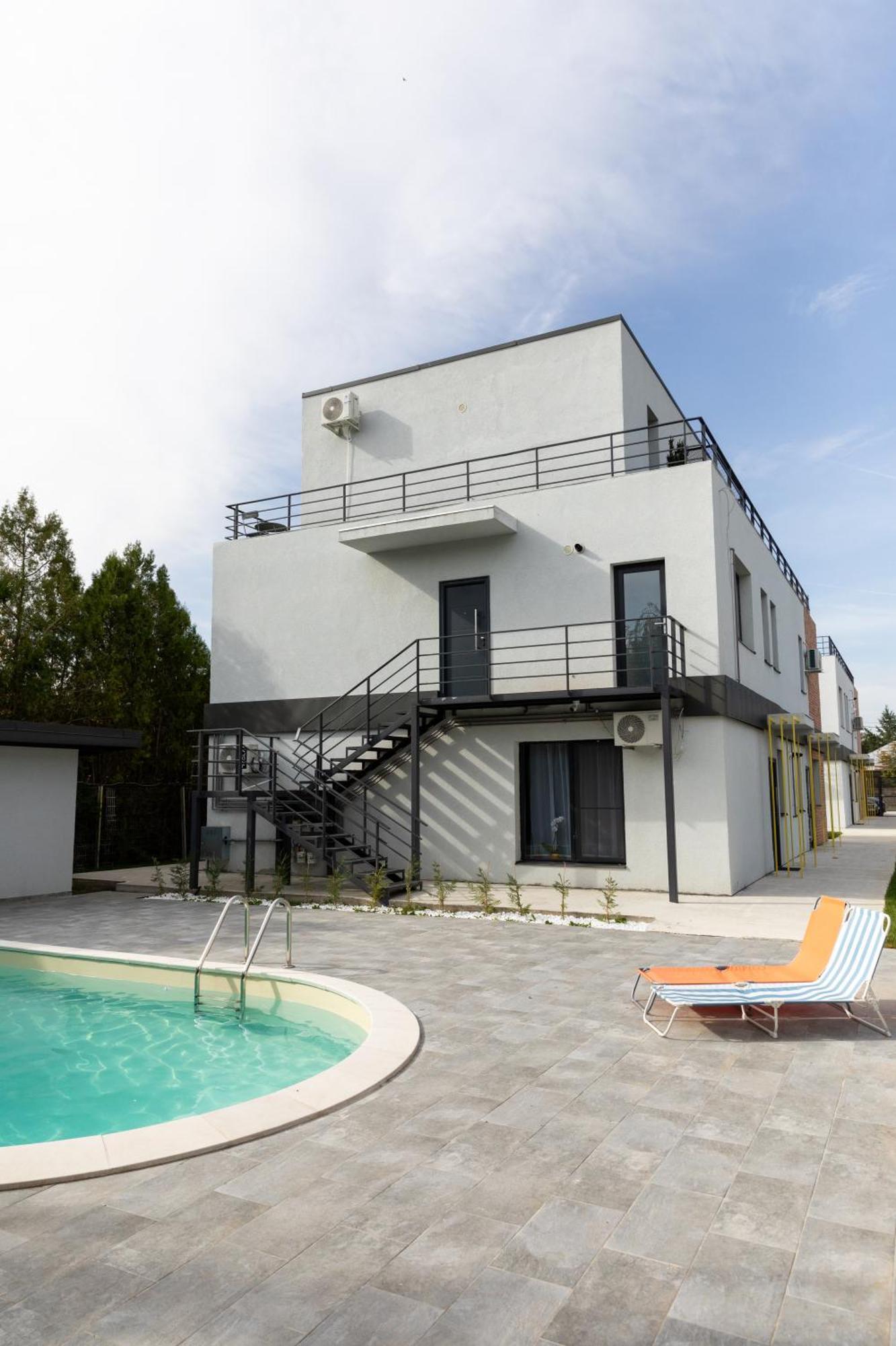 Studio 8 I One Bedroom Apartment I Airport I Therme Otopeni Esterno foto
